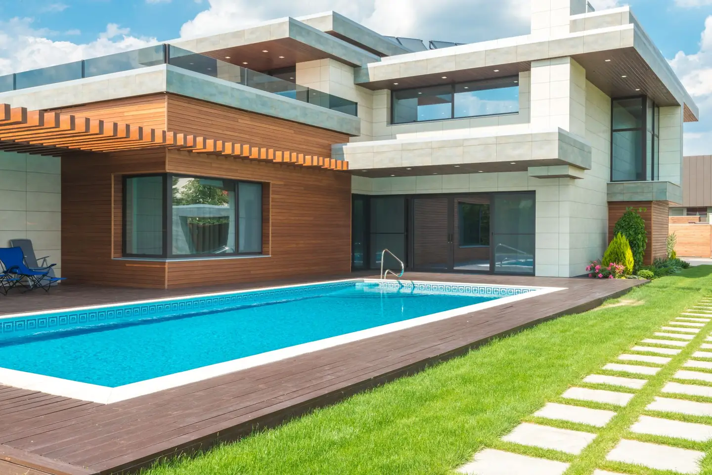 Swimming pool builders serving Armidale Regional, NSW